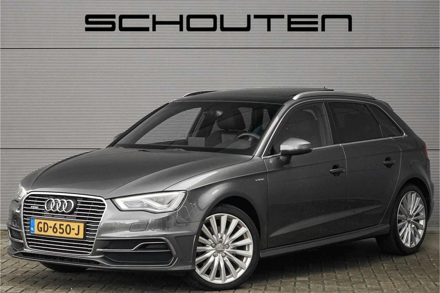 Audi A3 Sportback - 1.4 e-tron Pro Line plus S-Line Pano B&O 18" - AutoWereld.nl