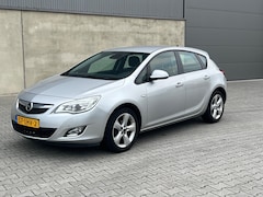 Opel Astra - 1.4 Turbo Edition NAVIGATIE+CRUISE CONTROL+PDC+AIRCO+TREKHAAK+APK 05-04-2026+BOEKJES AANWE