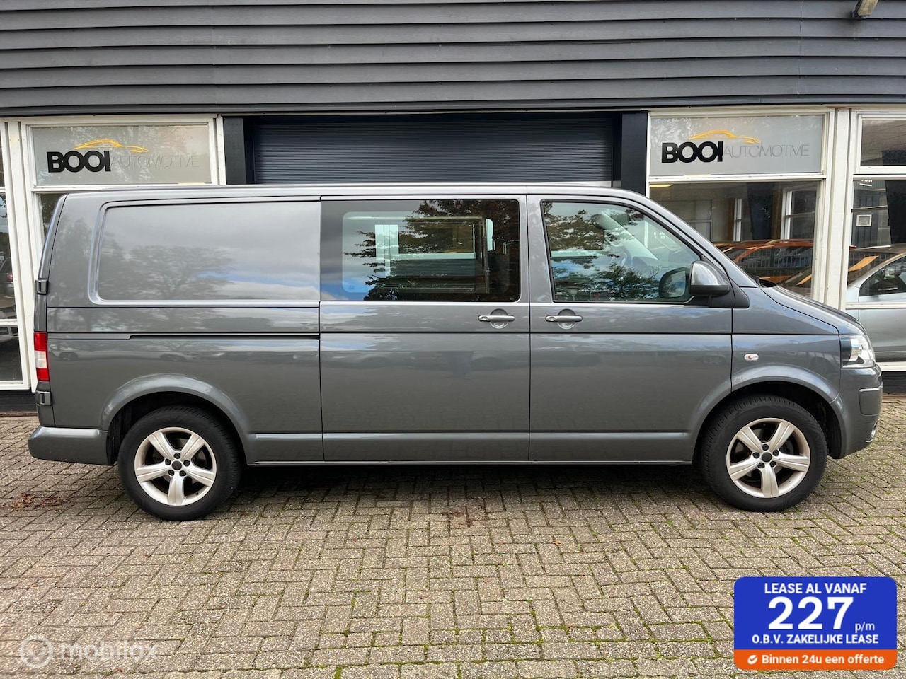 Volkswagen Transporter - 2.0 TDI L2H1 Highline AUTOMAAT - AutoWereld.nl