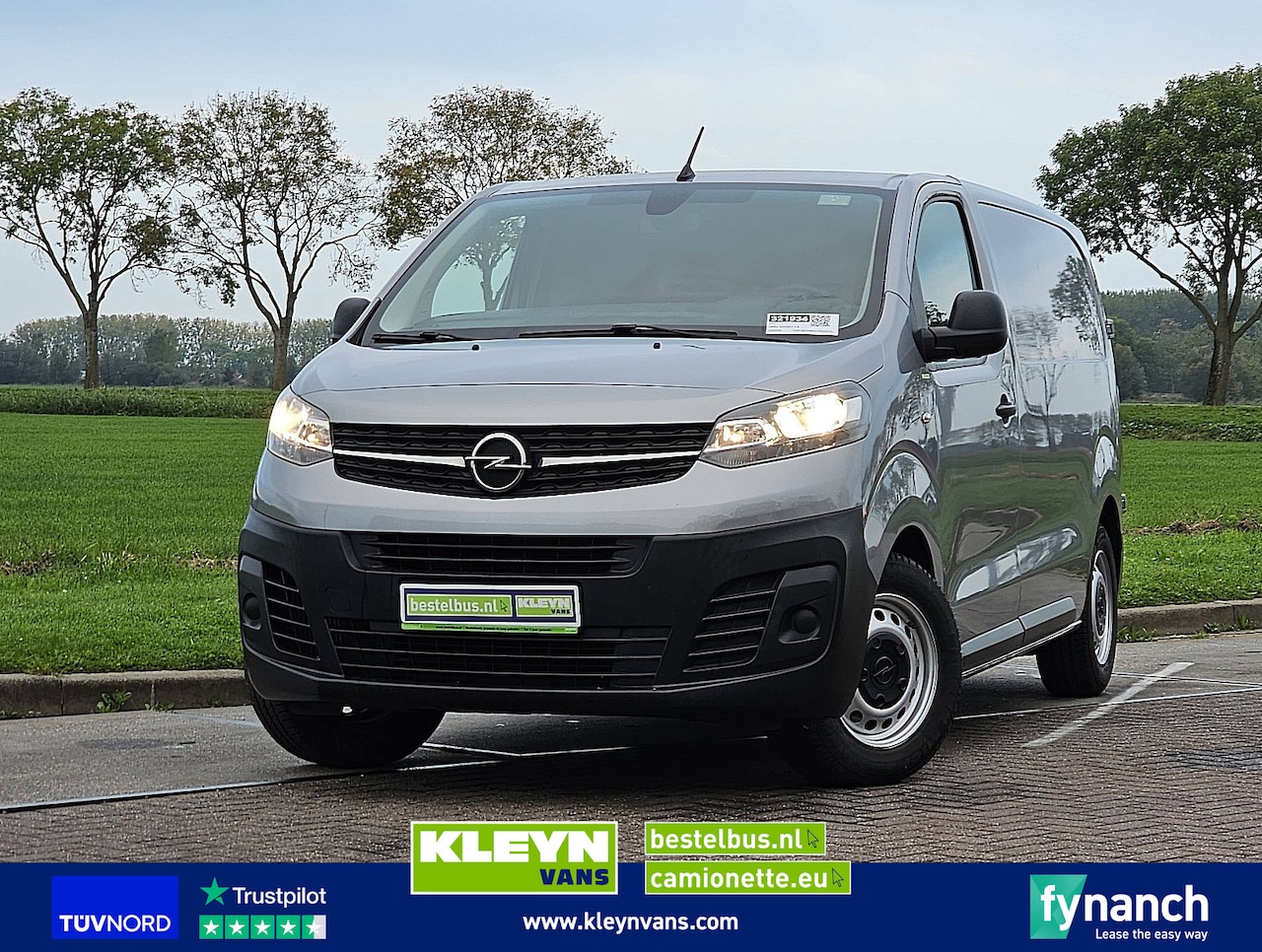 Opel Vivaro - 1.5 L2H1 3-Zits Euro6 AC - AutoWereld.nl