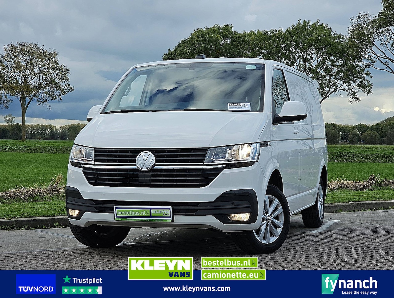 Volkswagen Transporter - 2.0 TDI T6.1 L1H1 Euro6 NAP! - AutoWereld.nl