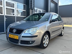 Volkswagen Polo - 1.4 GOAL LPG Airco Parkeersensoren Elec. Rm