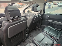 Peugeot 5008 - 1.6 THP Blue Lease Executive 7p
