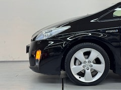 Toyota Prius - 1.8 Executive Pano Solar Adaptive Cruise Leder Camera
