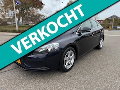 Volvo V40 - 2.0 D2 R-Design Business EURO6 / airco / cruise.control / navigatie / pdc / lmv / nap…