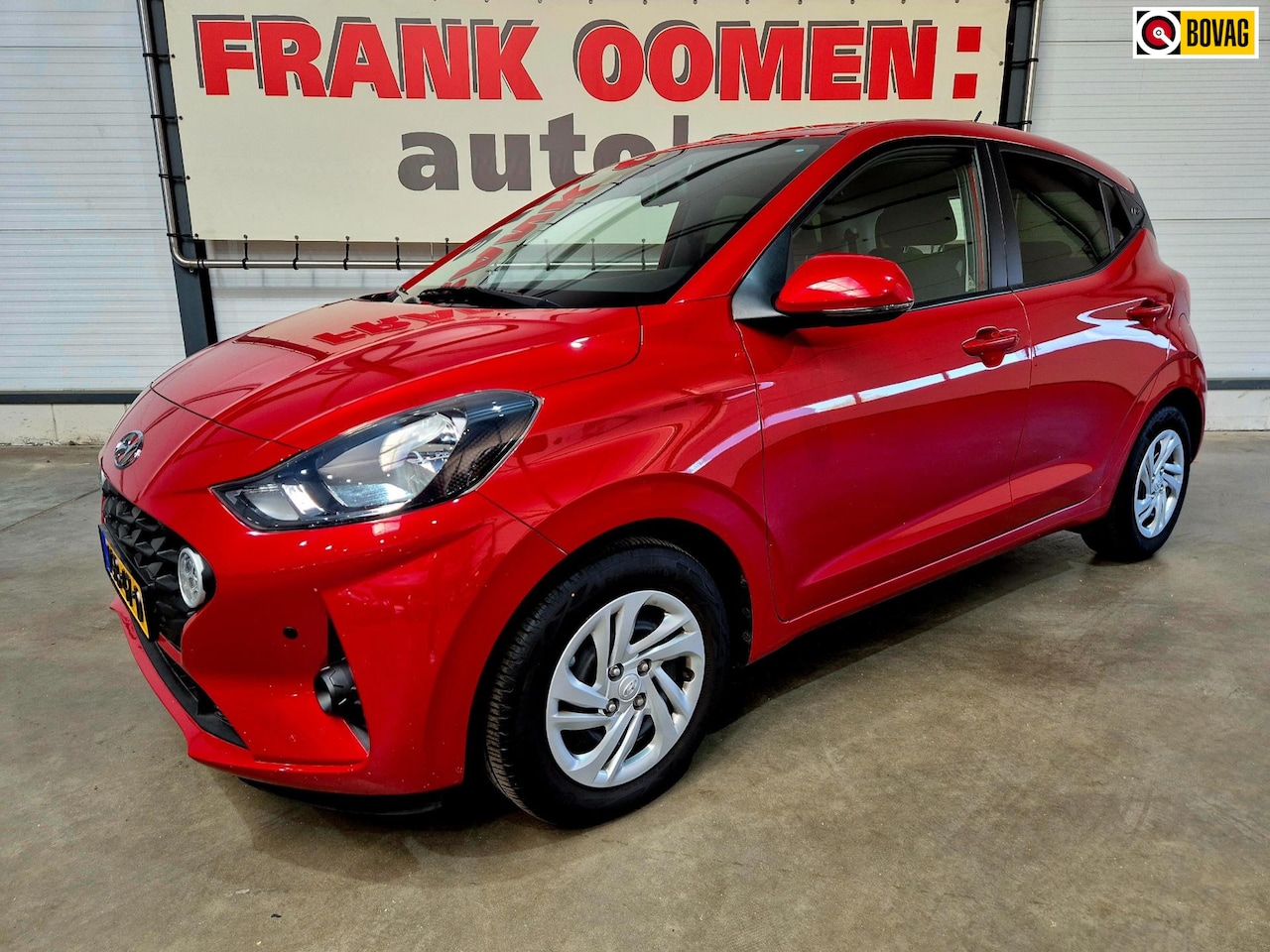 Hyundai i10 - 1.0 67PK Comfort Smart 5-zits + Dealer OH|Airco|Cruise|PDC|Camera|Lane assist - AutoWereld.nl