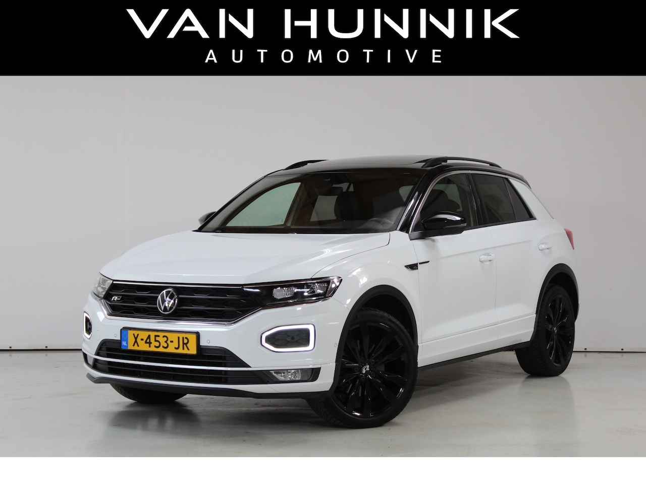 Volkswagen T-Roc - 1.5 TSI Sport Business R | Pano | Virtual | Cam | Acc | Dab - AutoWereld.nl