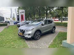 Nissan Qashqai - 1.2 Tekna + | 1ste EIGENAAR / NL AUTO | PANODAK | STOELVERWARMING | CAMERA | NAVIGATIE |