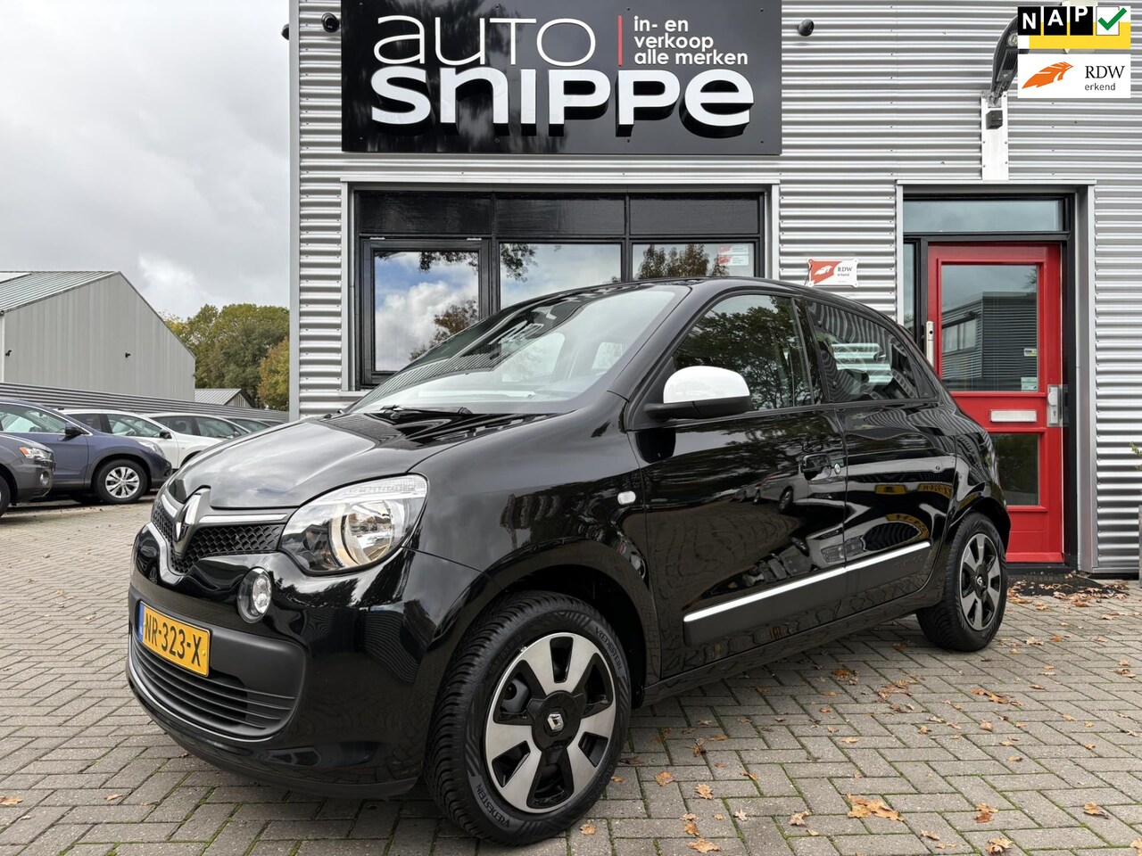 Renault Twingo - 1.0 SCe Collection -5DRS.-NAVIGATIE-ACHTERUITRIJCAMERA-DAB+-PDC ACHTER-AIRCO-DEALER ONDERH - AutoWereld.nl
