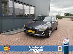 Hyundai i30 Wagon - 1.0 T-GDi 120pk Comfort CAMERA/CARPLAY/NAVI/CLIMA/CRUISE/PDC