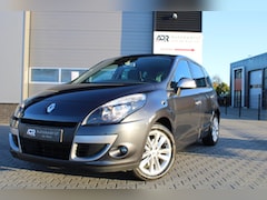 Renault Scénic - 1.6 Celsium / NAVI / CRUISE / TREKHAAK / HOGE INSTAP / ZEER NETJES