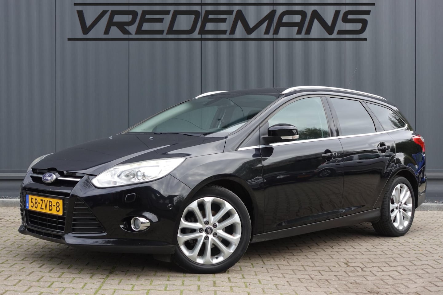 Ford Focus Wagon - 1.6 TDCI ECOnetic Lease Titanium 1.6 TDCI ECOnetic Lease Titanium - AutoWereld.nl