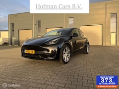 Tesla Model Y - SOH 92% RWD 58 kWh TREKHAAK 2022/12 Incl. BTW NL Auto NAP Autopilot