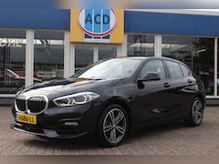 BMW 1-serie - 118i Executive Edition PanoramaDak | Carplay |