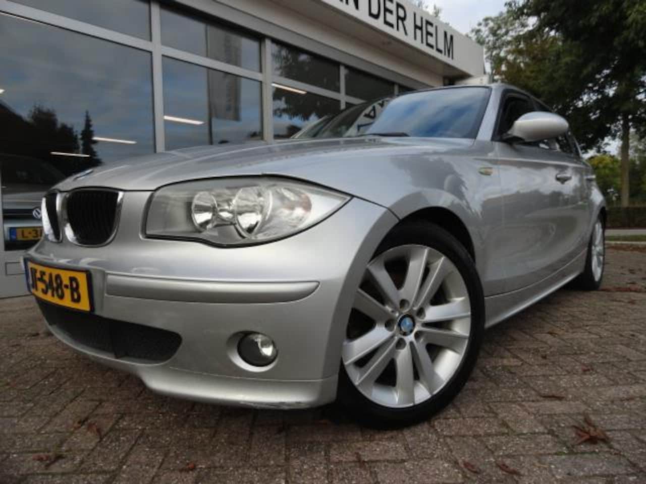 BMW 1-serie - 120i High Executive 120i High Executive - AutoWereld.nl