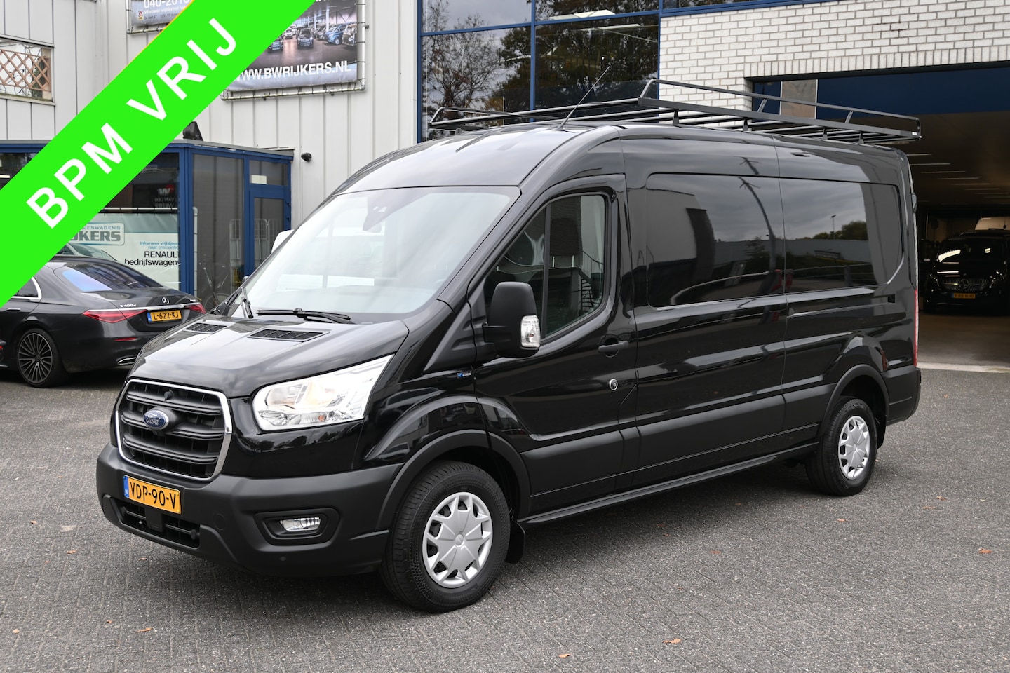 Ford Transit - 350 L3H2 Trend 130 pk 2.0 TDCI Imperiaal, Acc, Navigatie, Camera, Trekhaak - AutoWereld.nl