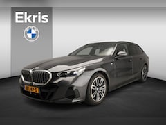 BMW 5-serie Touring - 540d xDrive | M-Sportpakket | LED | HUD | Schuifdak | Active cruise | Trekhaak | DAB | Bow