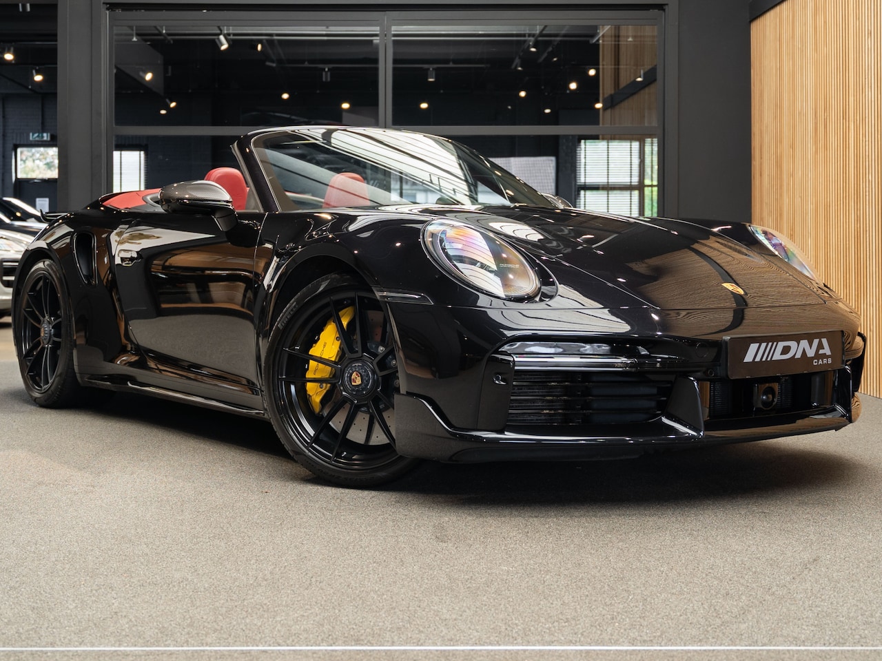 Porsche 911 Cabrio - 992 Turbo S Sport Pakket 911 3.8 Turbo S Volleder koeling - AutoWereld.nl