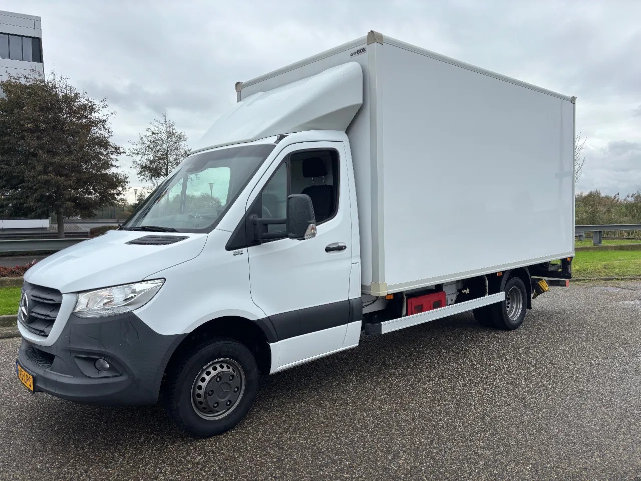 Mercedes-Benz Sprinter - 516CDI Bakwagen Laadklep Automaat Airco - AutoWereld.nl