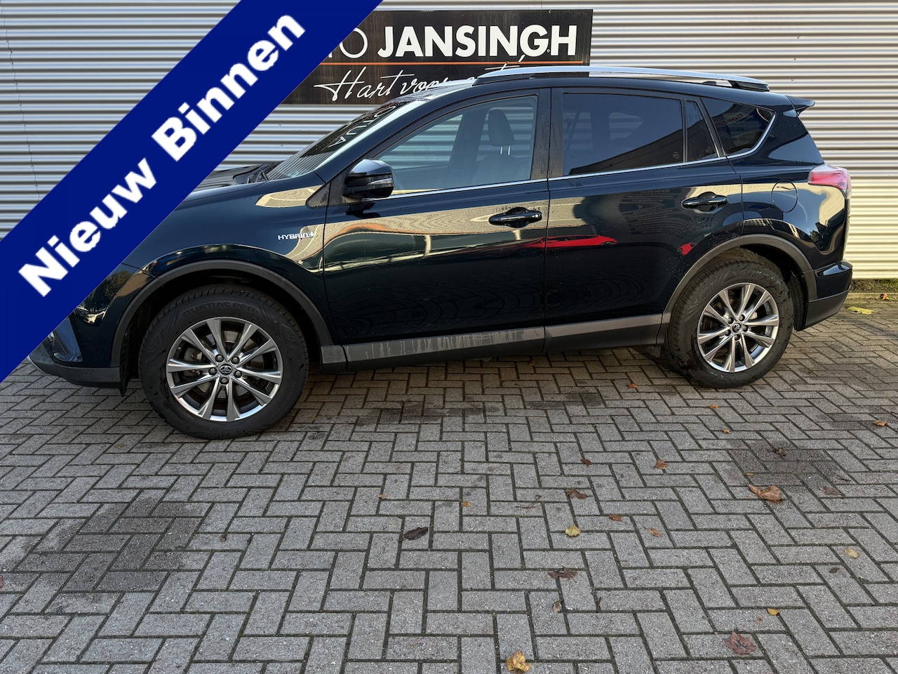 Toyota RAV4 - 2.5 Hybrid AWD Executive met 1650kg trekgewicht!! | Trekhaak | Stoel/Stuurverwarming | 360 - AutoWereld.nl