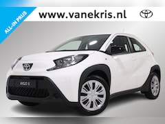 Toyota Aygo X - 1.0 VVT-i MT Play, Apple Carplay/Android Auto, Parkeercamera, Cruise control, Airco