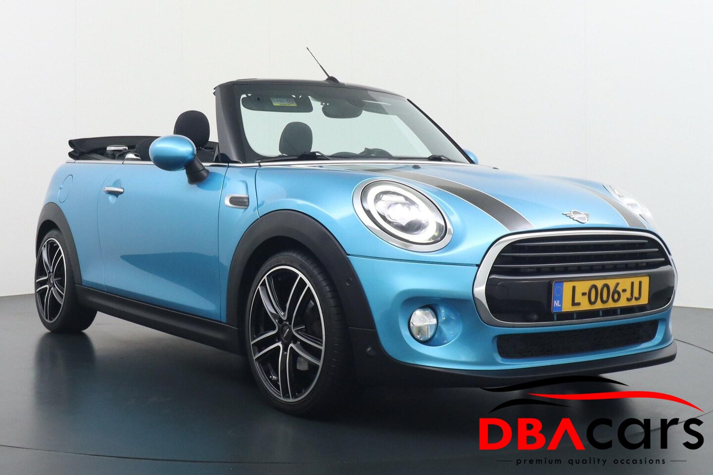 MINI Cabrio - 1.5 Cooper 1.5 Cooper, Aut Led Stoelverw. - AutoWereld.nl