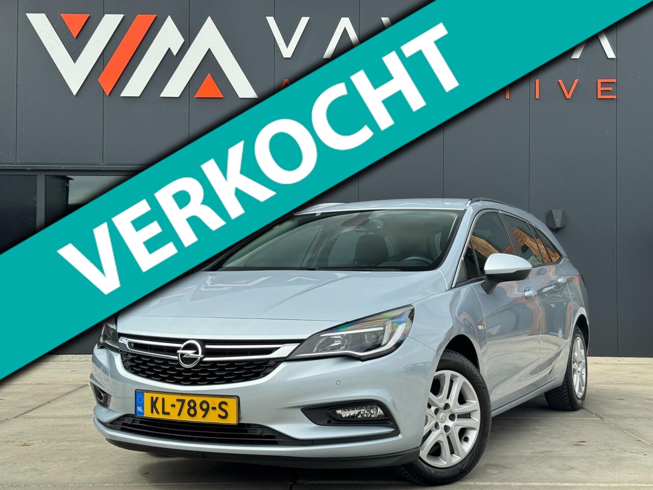 Opel Astra Sports Tourer - 1.0 Business+ 2016 Carplay Airco Trekhaak Navigatie Parkeersensoren Cruise control - AutoWereld.nl