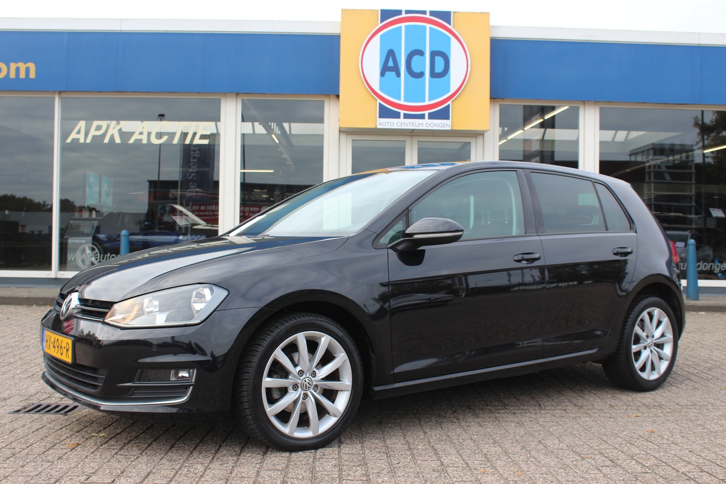 Volkswagen Golf - 1.2 TSI Business Edition Connected Camera | Half leder sport interieur | 17"Lmv | - AutoWereld.nl