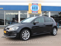 Volkswagen Golf - 1.2 TSI Business Edition Connected Camera | Half leder sport interieur | 17"Lmv |