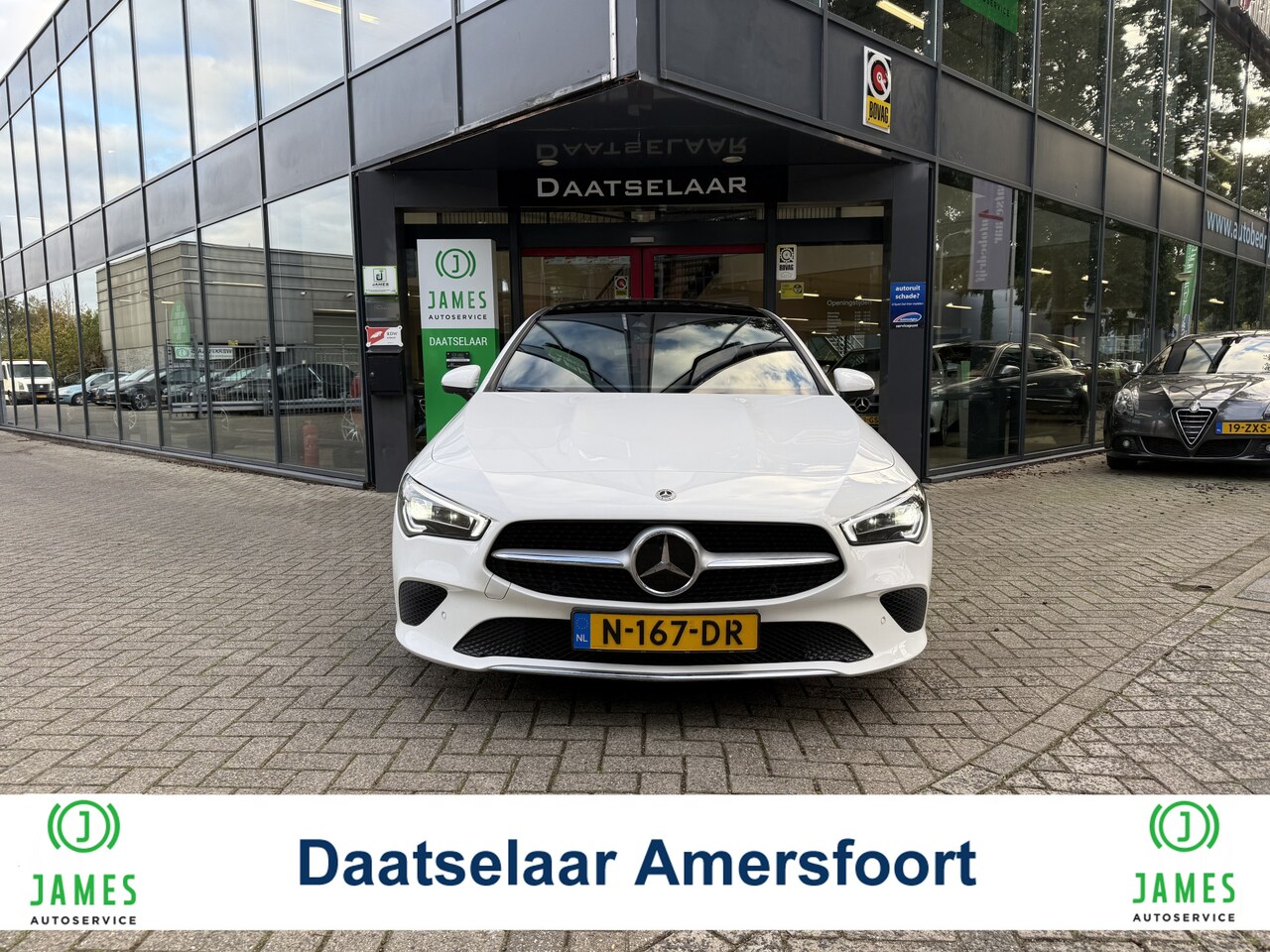 Mercedes-Benz CLA-klasse Shooting Brake - 180 Business Solution Luxury pannoramadak - AutoWereld.nl