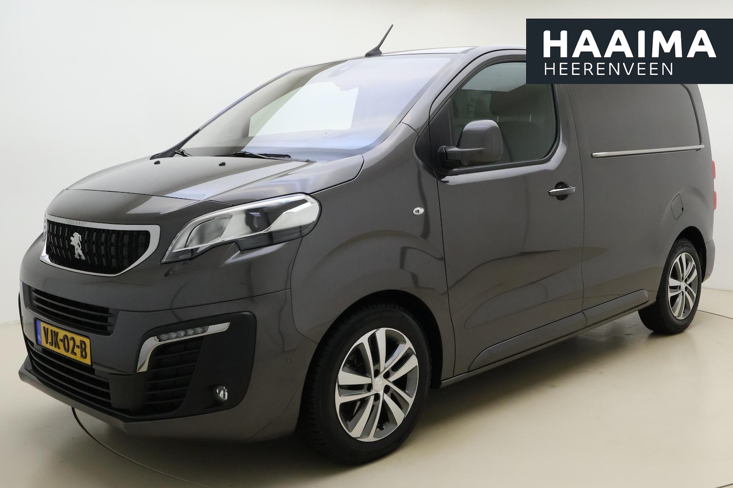 Peugeot Expert - 2.0HDI 180pk Automaat Compact | Navigatie | Apple Carplay/Android Auto | Rolstoeltakel | E - AutoWereld.nl