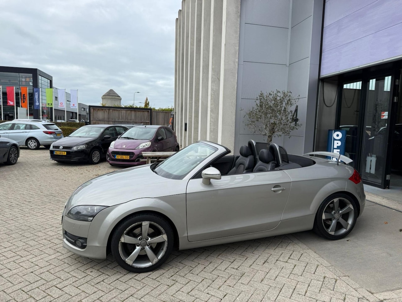 Audi TT Roadster - 1.8 TFSI S-Line! CABRIO! INRUIL MOGELIJK! - AutoWereld.nl