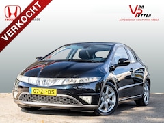 Honda Civic - 1.8 Executive | NL Auto | Volledig dealeronderhouden | Panoramadak | Trekhaak Afneembaar |