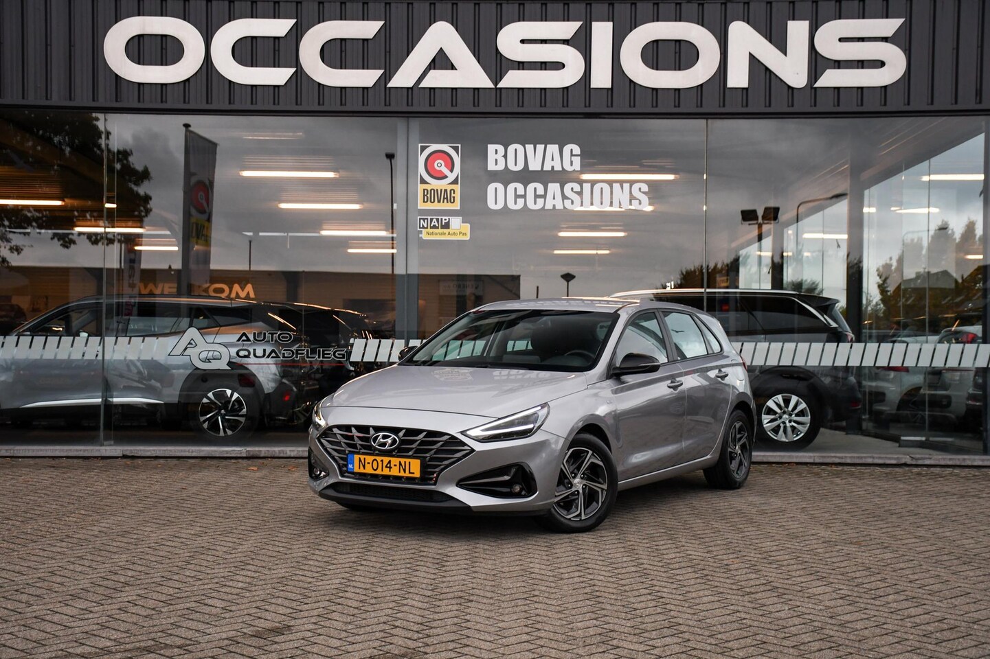 Hyundai i30 - 1.0 T-GDi MHEV Comfort APPLE CARPLAY/ NAVIGATIE - AutoWereld.nl