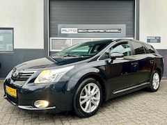Toyota Avensis Wagon - 1.8 VVTi Business | AIRCO | NAVI | NL AUTO | TREKHAAK