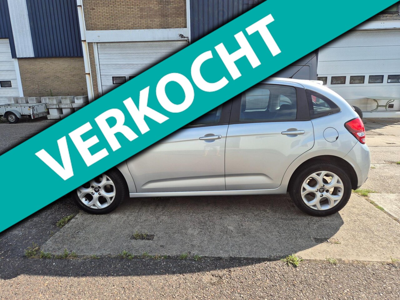 Citroën C3 - 1.4 Ligne Business 1.4 Ligne Business, airco/cruise control/parkeer senoren - AutoWereld.nl