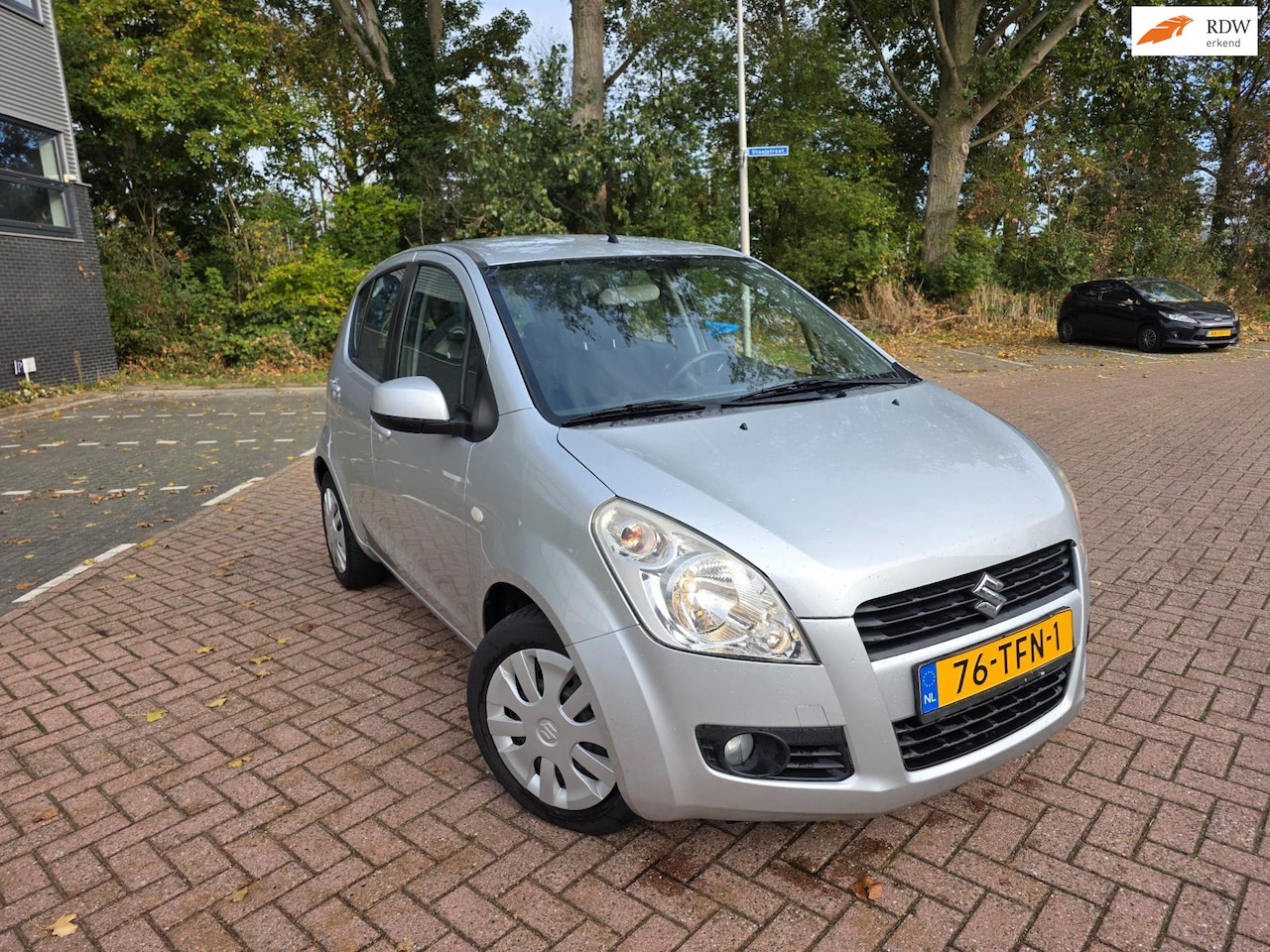 Suzuki Splash - 1.0 VVT Comfort AIRCO NEW APK DEALER onderhouden - AutoWereld.nl