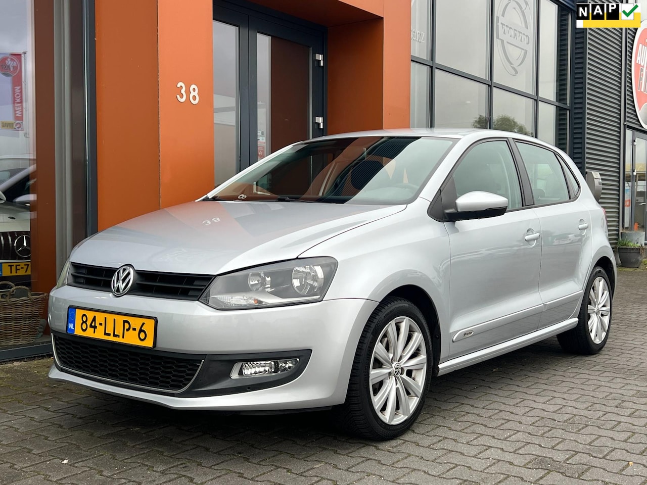 Volkswagen Polo - 1.2 TSI|Automaat|Isofix|Aux-in|Cruise|Clima - AutoWereld.nl