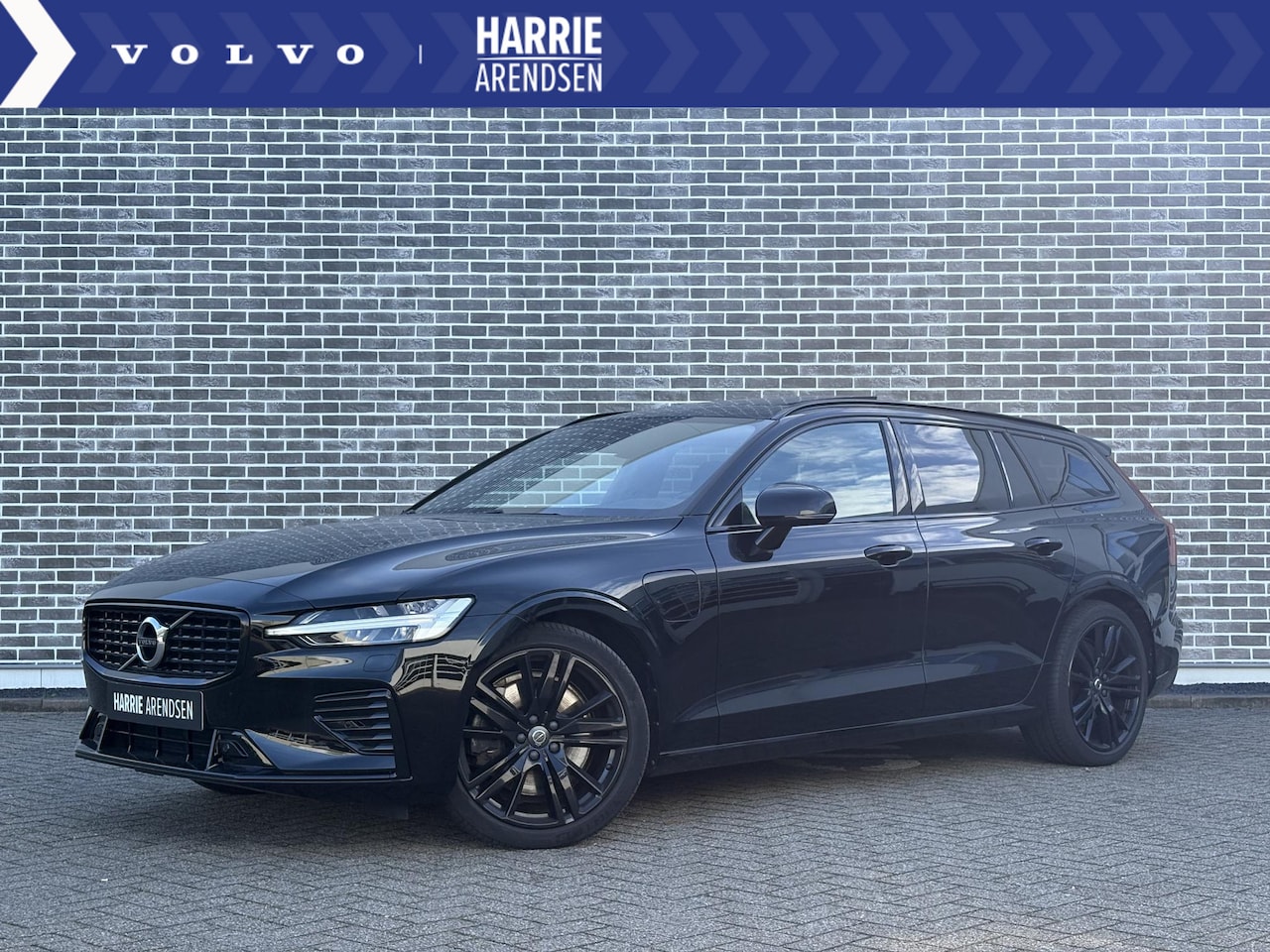Volvo V60 - T6 Aut. Recharge AWD R-Design | Panodak | Harman Kardon audio | Intellisafe | Camera | - AutoWereld.nl