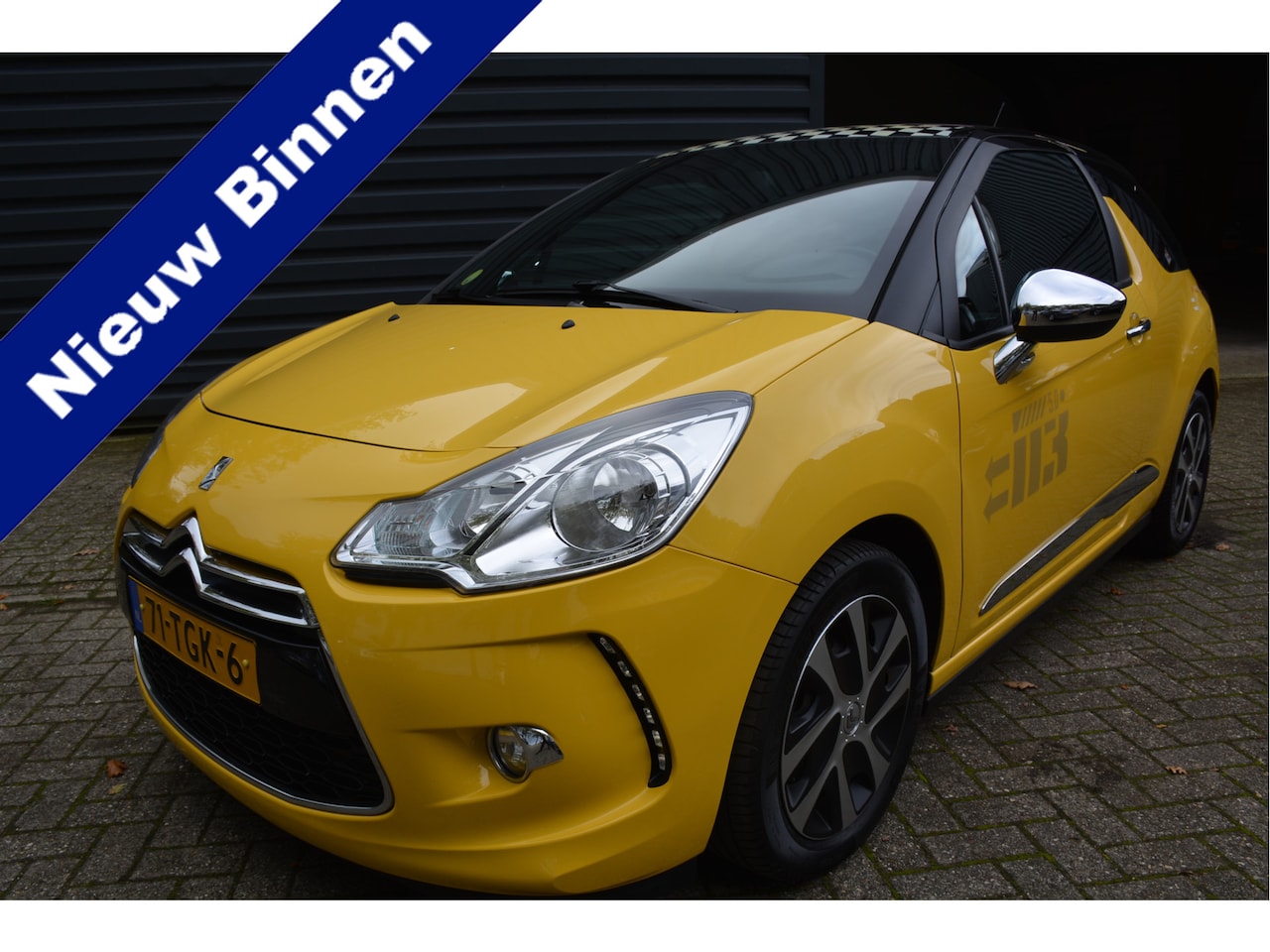 Citroën DS3 - 1.6 e-HDi So Chic Airco Clima Cruise Control - AutoWereld.nl