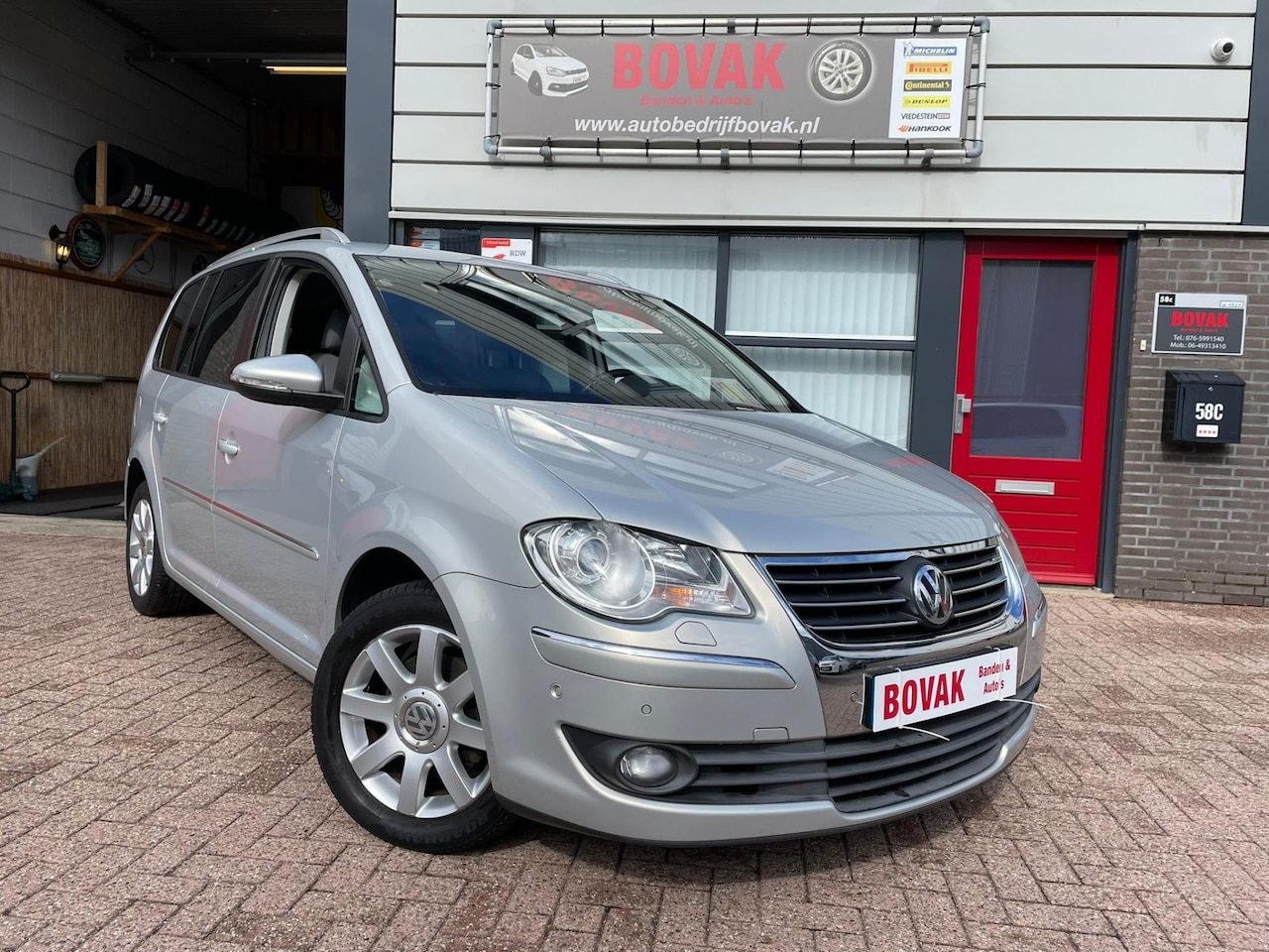 Volkswagen Touran - 1.4 TSI Trendline AUTOMAAT - AutoWereld.nl