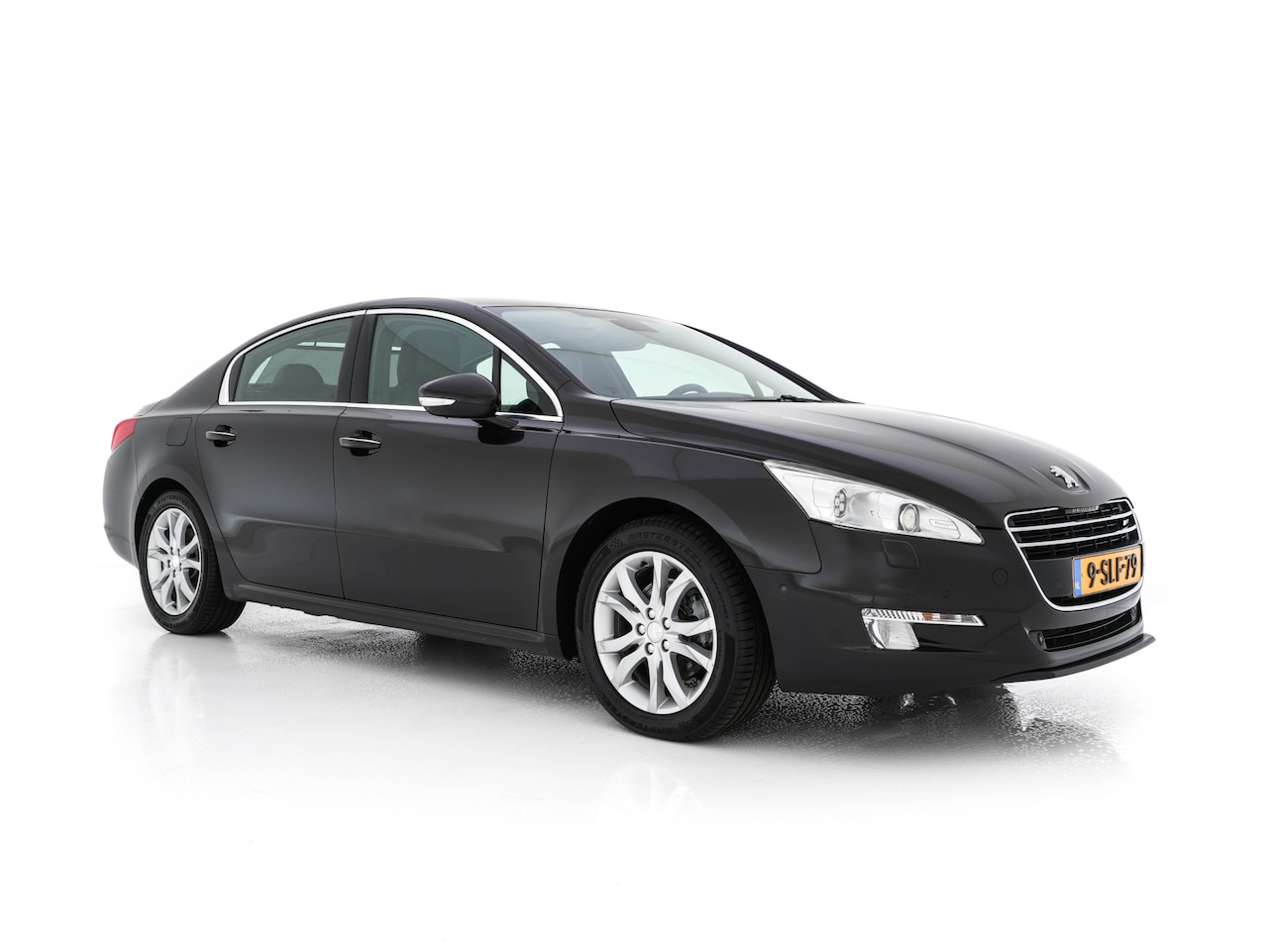 Peugeot 508 - 2.0 HDi Blue Lease Premium Hybrid4 Aut. *HEAD-UP | LEATHER-FABRIC | XENON | JBL-AUDIO | SH - AutoWereld.nl