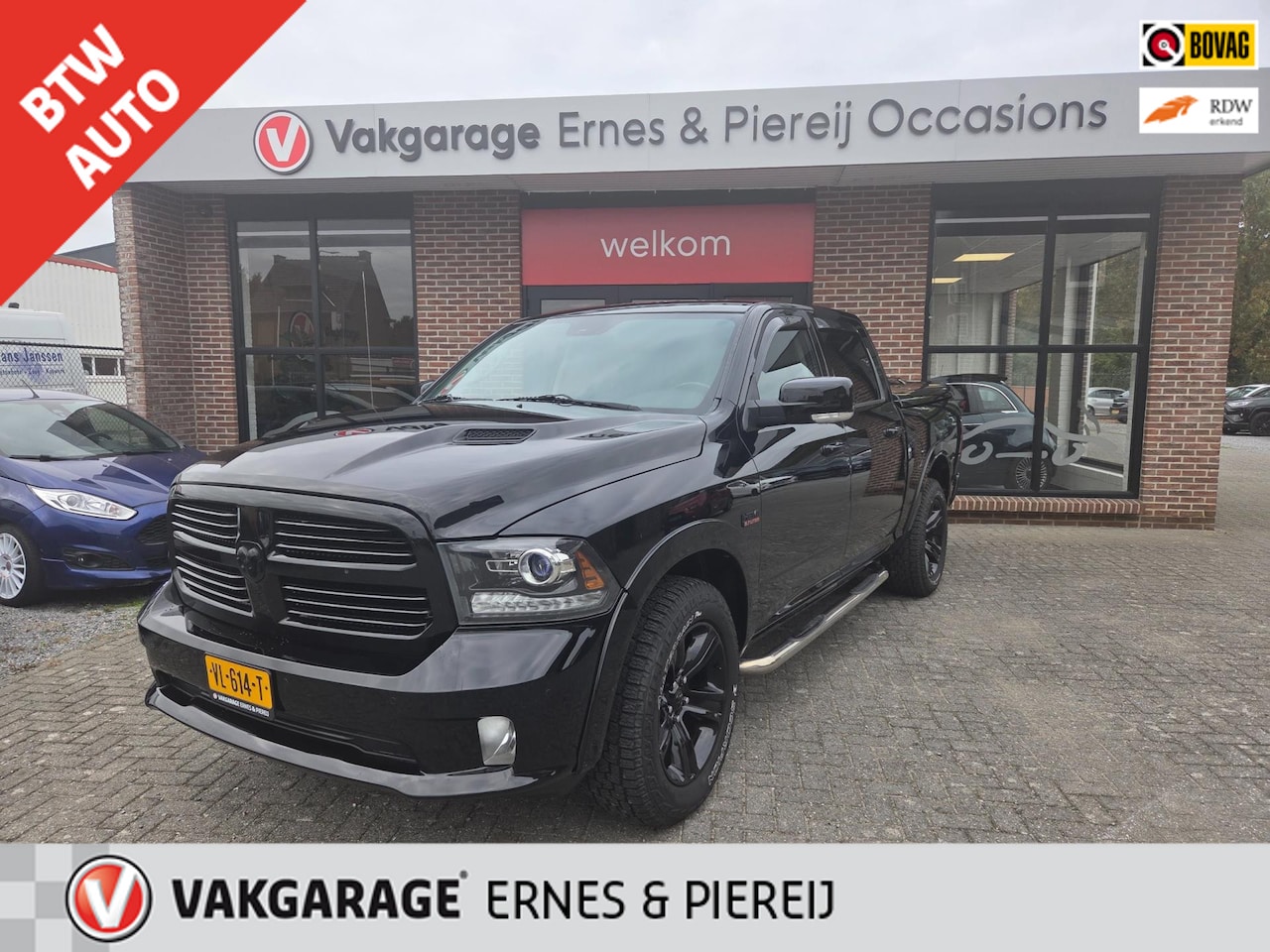 Dodge Ram 1500 - 5.7 V8 Quad Cab 6'4 5.7 V8 Quad Cab 6'4 - AutoWereld.nl