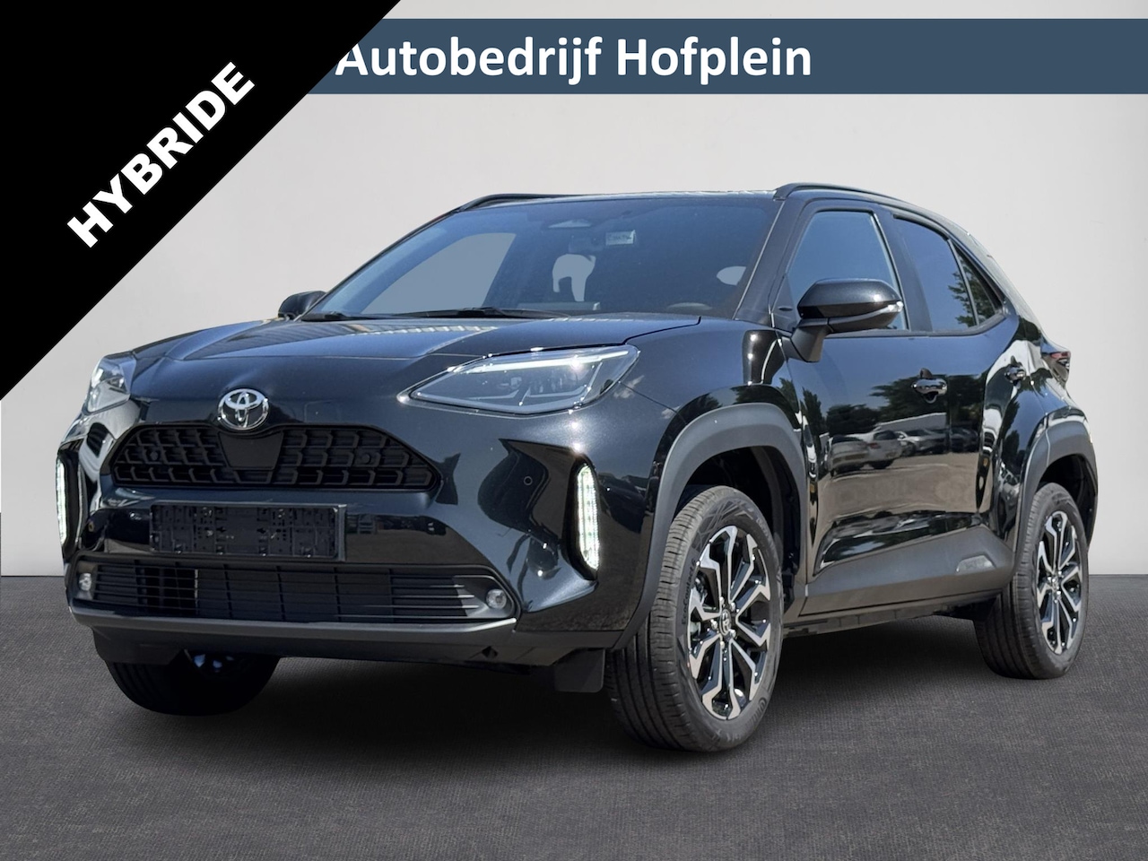 Toyota Yaris Cross - 1.5 Hybrid 130pk Automaat Dynamic | NIEUW ! | NIEUW ! | LED Verlichting | Apple Carplay/An - AutoWereld.nl
