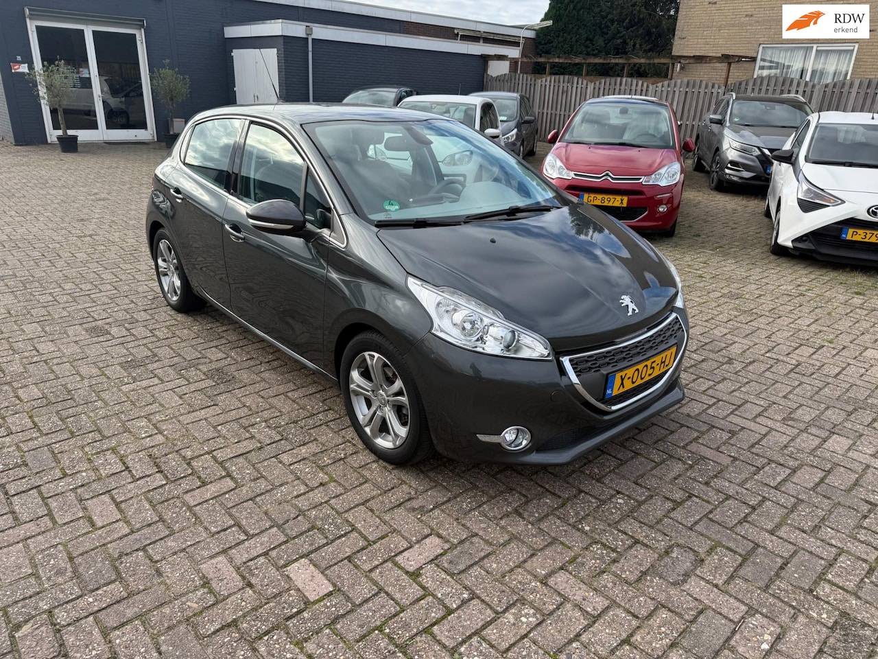 Peugeot 208 - 1.6 Vti Allure 1.6 VTi Allure - AutoWereld.nl