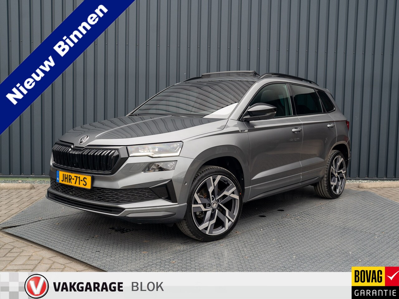 Skoda Karoq - 1.5 TSI ACT Sportline Business | Panodak | Trekhaak wegkl. | 360 Camera | 19'' | Elk. A-kl - AutoWereld.nl