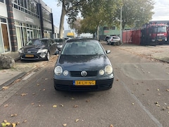 Volkswagen Polo - 2003 MET NAP