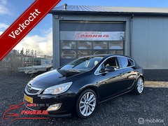 Opel Astra - 1.6 Cosmo "AIRCO+LEDER+CRUISE+NAVI+TREKHAAK"