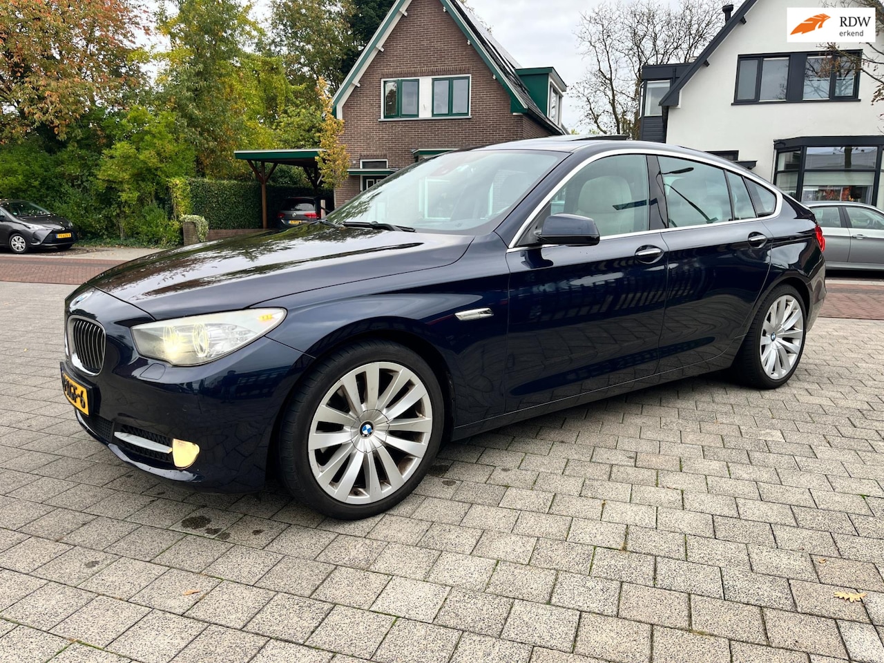 BMW 5-serie Gran Turismo - 530d High Executive Pano Ecc Xenon Voll - AutoWereld.nl