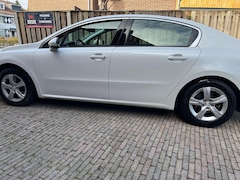 Peugeot 508 - 1.6 THP Blue Lease Executive